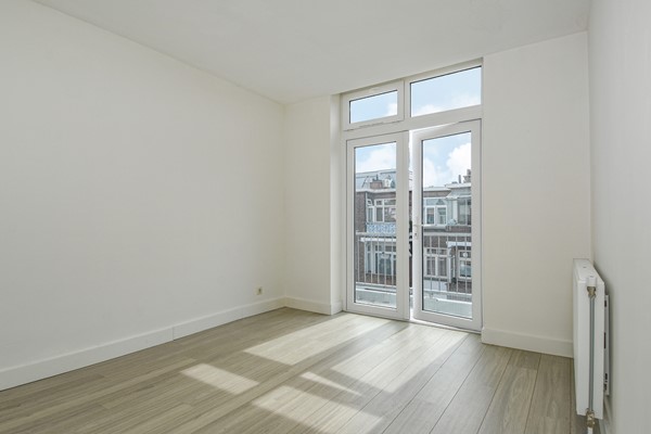Medium property photo - Linnaeusstraat 66A, 2522 GT Den Haag